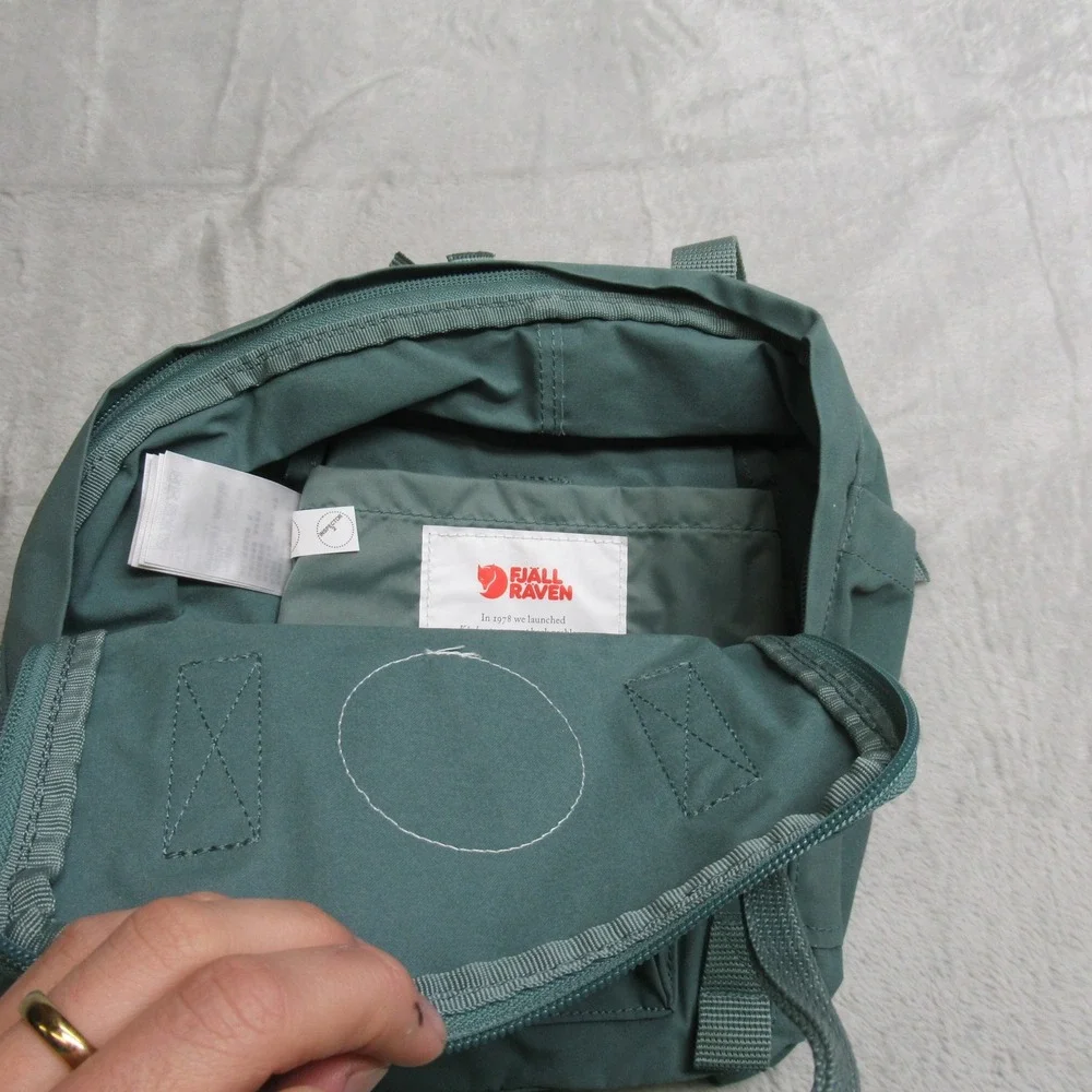 Fjallraven Kanken Backpack Bag Unisex Mini Green Durable Adjustable Strap School